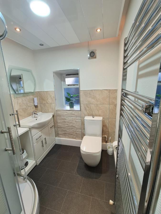 3 Bedroom Apartment In Ulverston Cumbria Esterno foto
