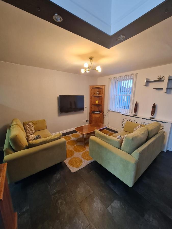 3 Bedroom Apartment In Ulverston Cumbria Esterno foto
